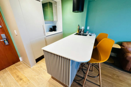 Flat com 1 dormitório para alugar, 43 m² por R$ 7.500,00/mês - Boqueirão - Santos/SP