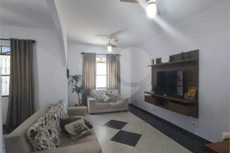 Casa à venda com 5 quartos, sendo 2 suítes, em Campo Grande, Rio de Janeiro, RJ