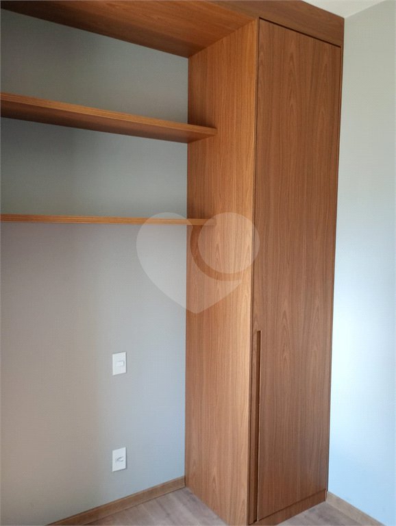 Apartamento à venda com 3 quartos, sendo 1 suíte,  em Parque Campolim, Sorocaba, SP