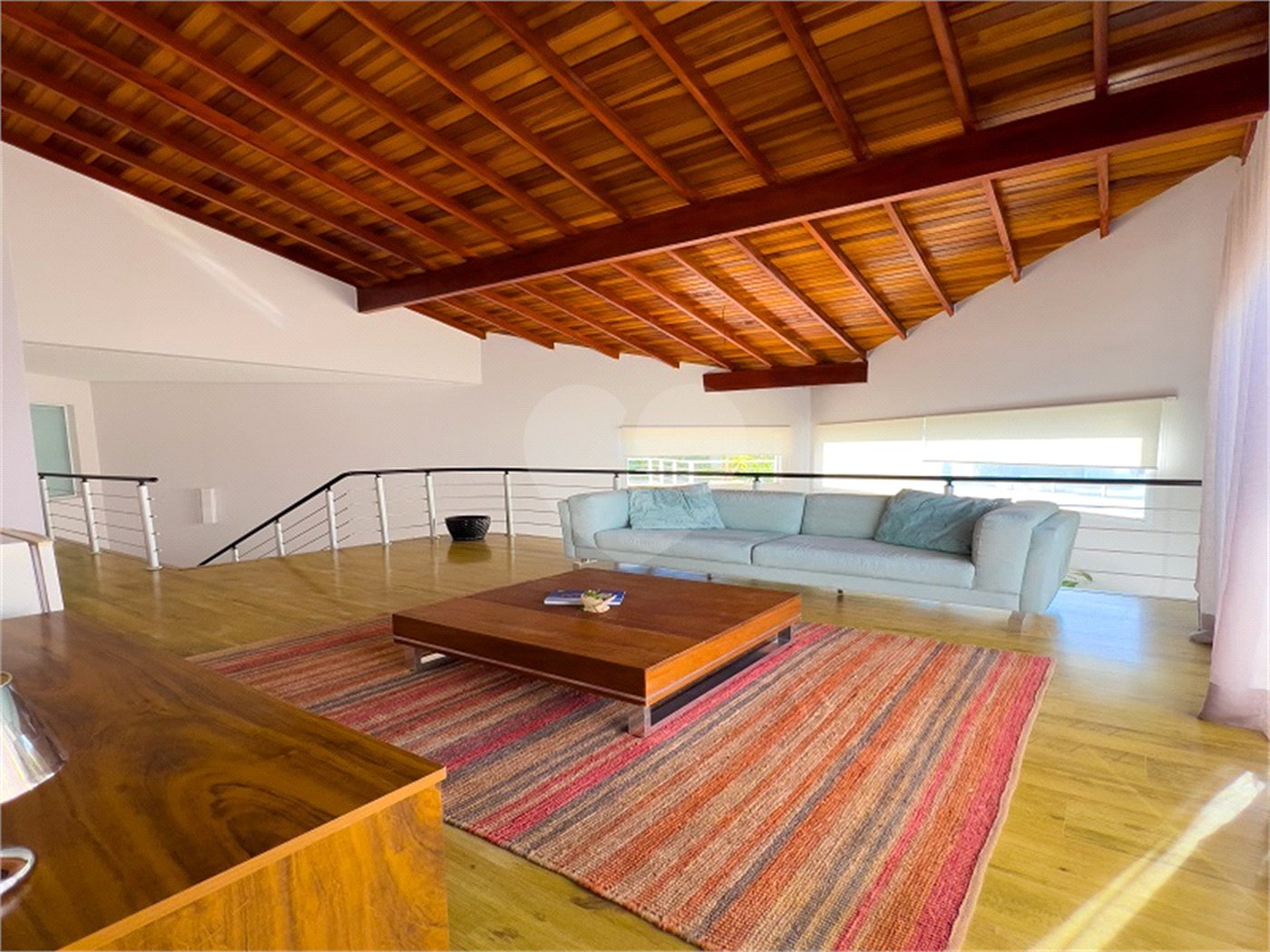 Casa à venda ou para alugar com 3 suítes no condomínio Figueira Garden, Atibaia - SP