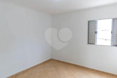 Casa à venda com 4 quartos, sendo 2 suítes, em Vila Buenos Aires, São Paulo, SP