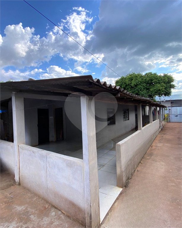 Casa à venda com 3 quartos em Vila Aquidabam, Ponta Porã, MS