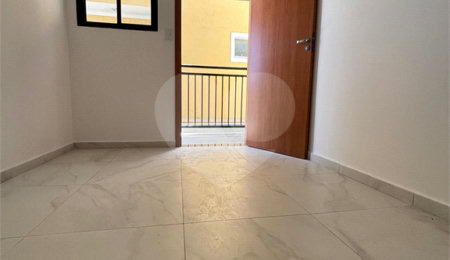 Casa à venda com 2 quartos no condomínio Capigai, São Paulo - SP