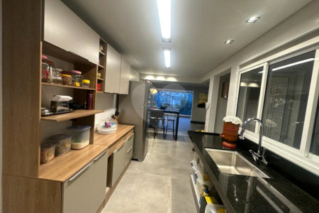 Apartamento à venda com 2 suítes em Jardim Caboré, São Paulo, SP