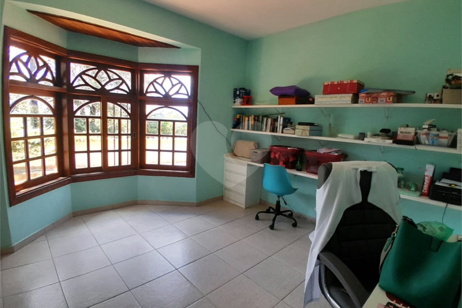 Casa à venda com 3 quartos, sendo 2 suítes,  no condomínio Alpes da Cantareira, Mairiporã - SP