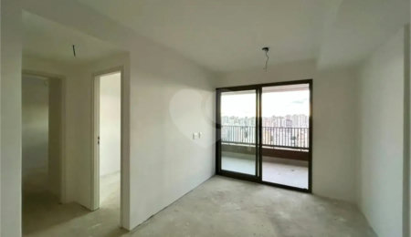 Loja à venda com 2 quartos, sendo 1 suíte,  em Vila Pompéia, São Paulo, SP