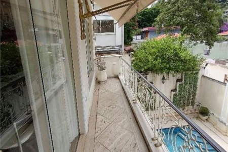 Sobrado de 344m2 à venda com 4 dormitórios no Pacaembu