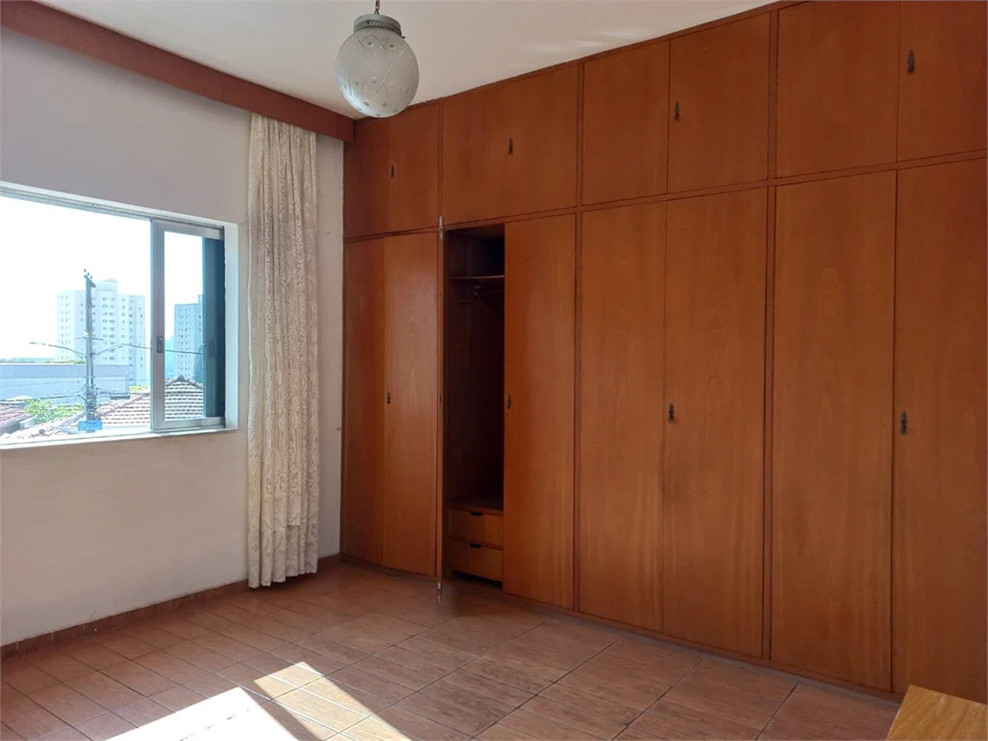 Casa à venda com 3 quartos, sendo 2 suítes, em Jaguaré, São Paulo, SP