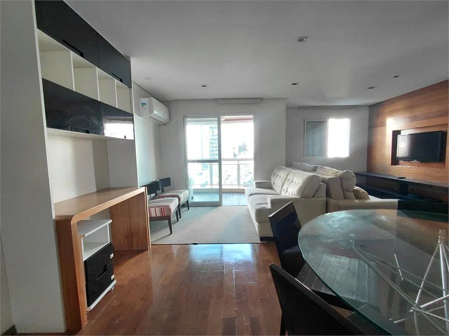 Apartamento à venda com 3 quartos, sendo 1 suíte,  em Vila Romana, São Paulo, SP