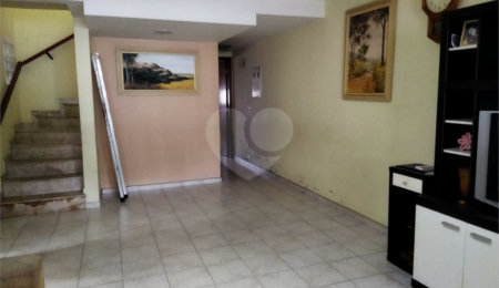 Sobrado à venda com 3 quartos, sendo 1 suíte,  em Vila Guarani (z Sul), São Paulo, SP