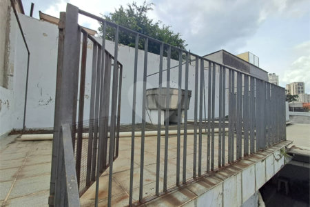 Sobrado à venda com 3 quartos, sendo 1 suíte, em Vila Romana, São Paulo, SP