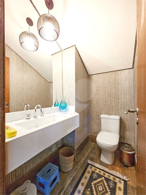 Casa à venda com 4 suítes no condomínio Ville Courchevel, São Paulo - SP