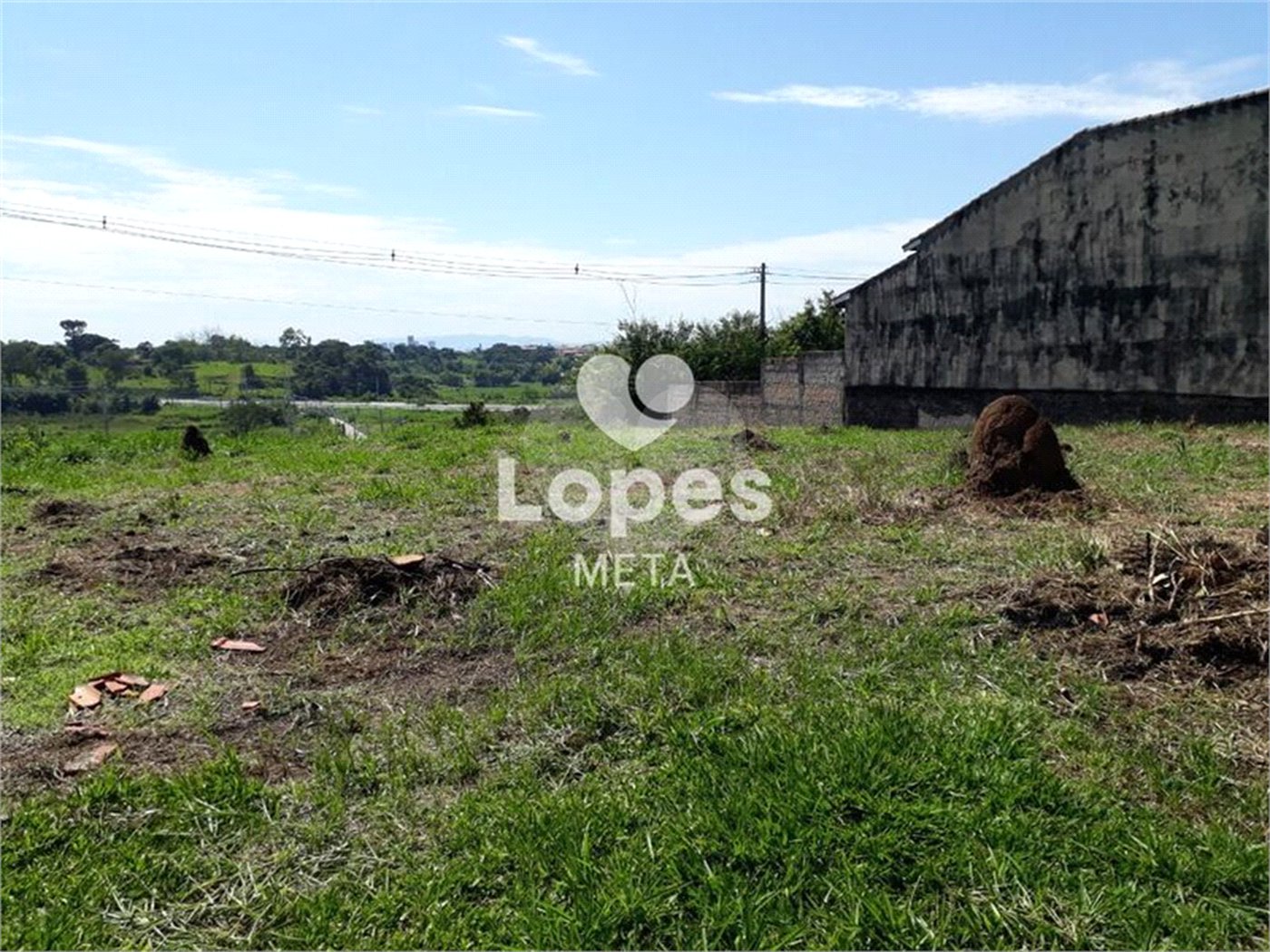 Terreno à venda em Piracangaguá, Taubaté, SP