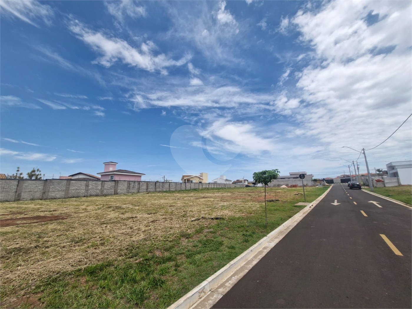 Terreno à Venda no Condomínio Monte das Araucárias