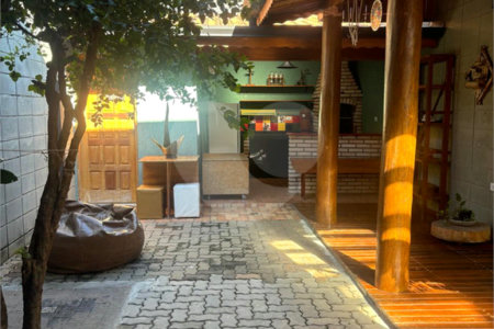 Casa à venda com 2 quartos no condomínio Altos do Boa Vista, São Roque - SP