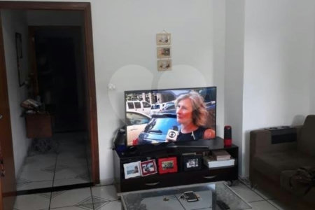 Casa à venda com 2 quartos em Vila Vitório Mazzei, São Paulo, SP