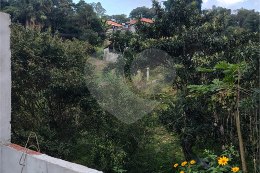 Casa à venda com 3 quartos, sendo 1 suíte, em Roseira, Mairiporã, SP