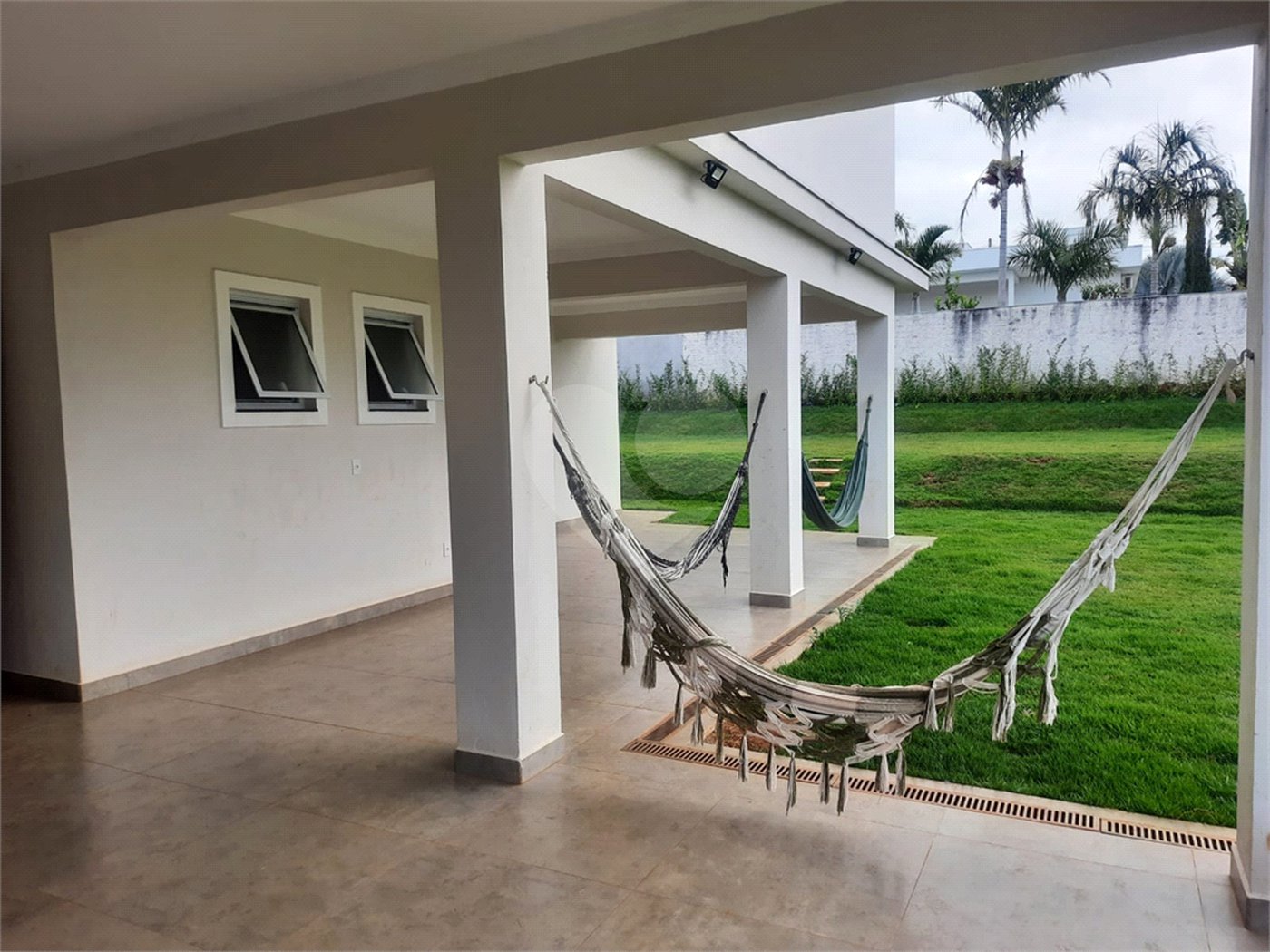 Casa à venda com 3 suítes no condomínio Village Ipanema, Araçoiaba da Serra - SP