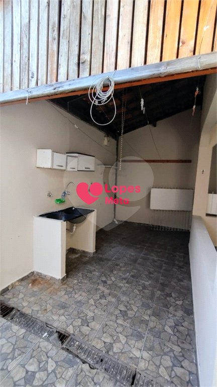 BELISSIMA CASA COM 250M², 3 DORMITORIOS, 1 BANHEIRO E 3 VAGAS DE GARAGEM, CIDADE VISTA VERDE, SÃO JO