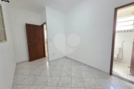Casa à venda com 3 quartos, sendo 2 suítes, em Jardim Santo Antônio, Valinhos, SP