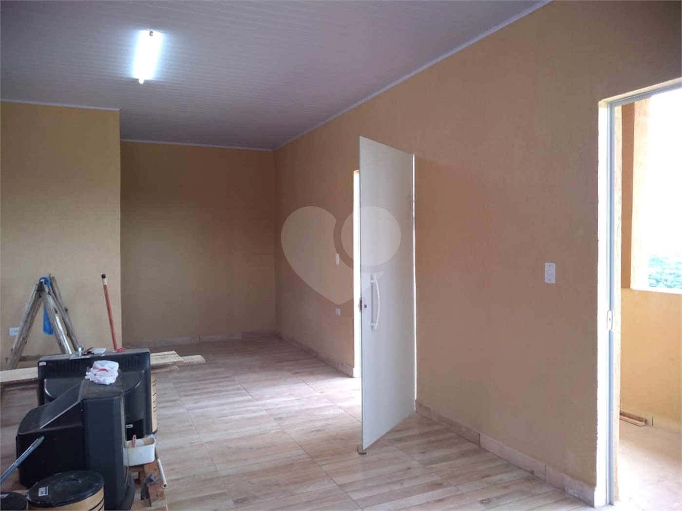 Chácara à venda com 3 quartos, sendo 1 suíte,  em Botujuru, Mogi das Cruzes, SP
