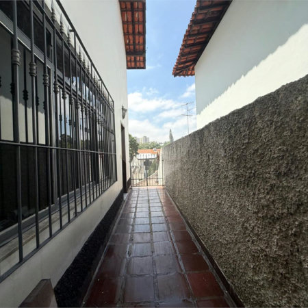 Sobrado à venda com 3 quartos em Horto Florestal, São Paulo, SP