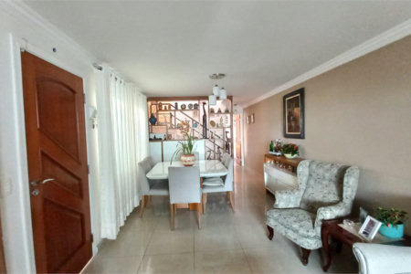 Casa à venda com 3 suítes em Jardim Trussardi, São Paulo, SP