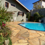 Casa à venda com 3 quartos, sendo 1 suíte, com vista deslumbrante em Recreio Maristela, Atibaia