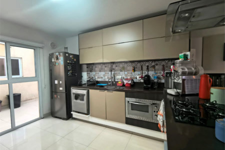 Sobrado à venda com 3 quartos, sendo 1 suíte,  em Jardim Bonfiglioli, São Paulo, SP