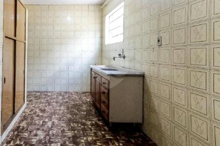 Sobrado à venda com 4 quartos, sendo 1 suíte, em Vila Medeiros, São Paulo, SP