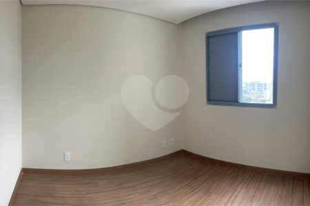 Apartamento de 40m² na Mooca para venda e locação - 2 dormitórios.