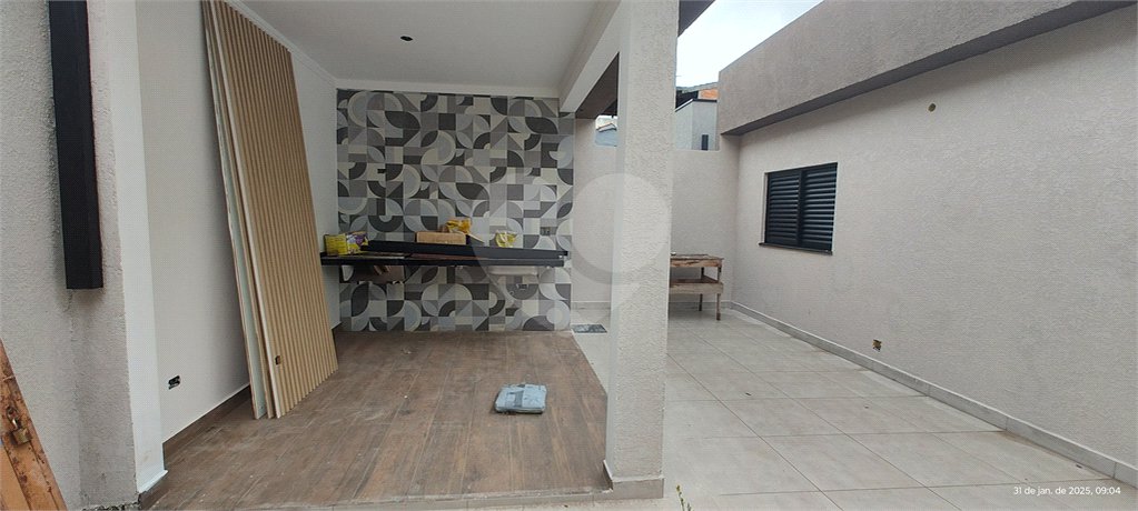 Casa Térrea à venda com 3 quartos, sendo 1 suíte,  em Nova Cerejeira, Atibaia, SP