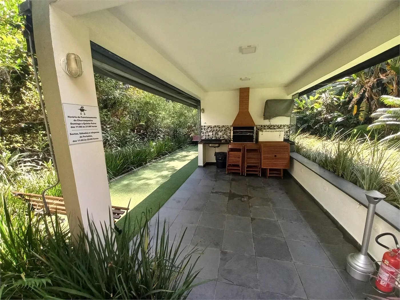 Apartamento à venda com 3 quartos, sendo 1 suíte,  em Vila Andrade, São Paulo, SP