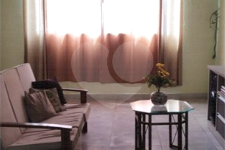 Sobrado à venda com 2 quartos em Vila Maria, São Paulo, SP