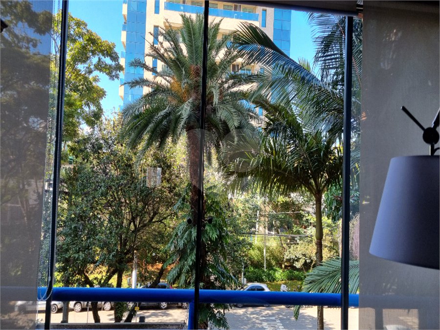 Apartamento à venda com 3 quartos, sendo 1 suíte,  em Brooklin Paulista, São Paulo, SP