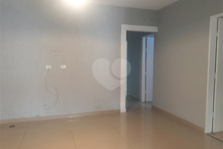 Casa Térrea à venda com 4 quartos, sendo 1 suíte, em Nova Mairinque, Mairinque, SP