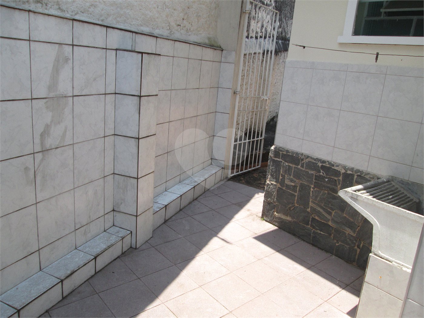 Sobrado à venda com 3 quartos em Horto, São Paulo, SP