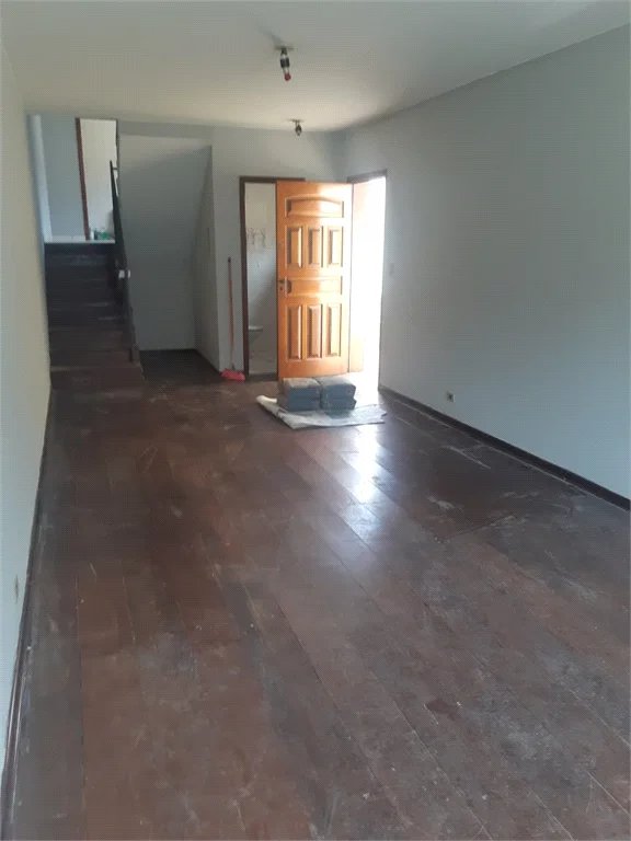 Sobrado à venda com 3 quartos, sendo 1 suíte, em Jardim Bonfiglioli, São Paulo, SP