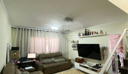 Casa à venda com 3 quartos, sendo 1 suíte, em Jardim Santa Clara, Guarulhos, SP