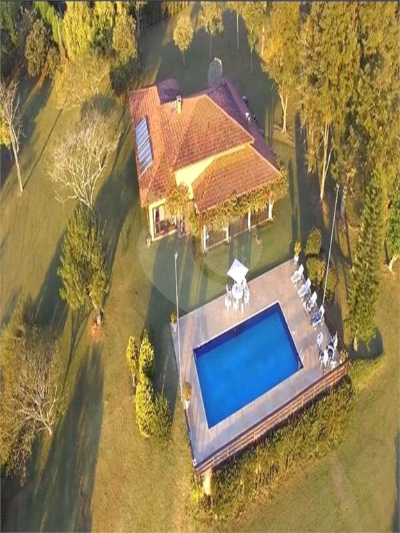 Sítio à venda com 6 quartos, sendo 4 suítes,  em Sebandilha, Mairinque, SP