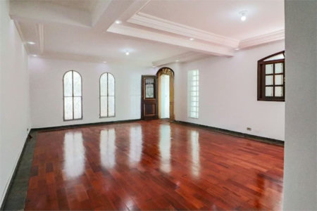 Casa à venda com 3 quartos, sendo 2 suítes, em Ferreira, São Paulo, SP