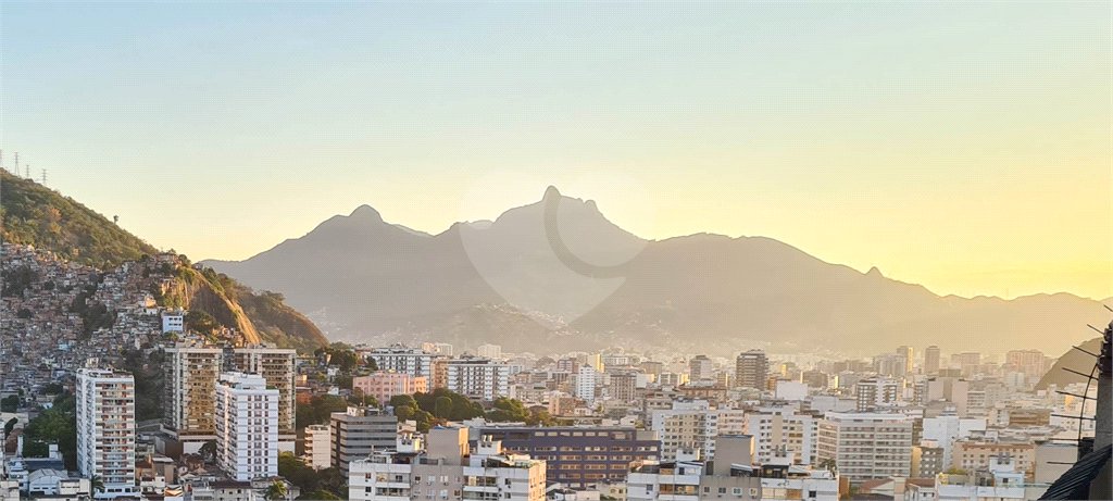 Cobertura à venda com 3 quartos, sendo 1 suíte, em Rio Comprido, Rio de Janeiro, RJ