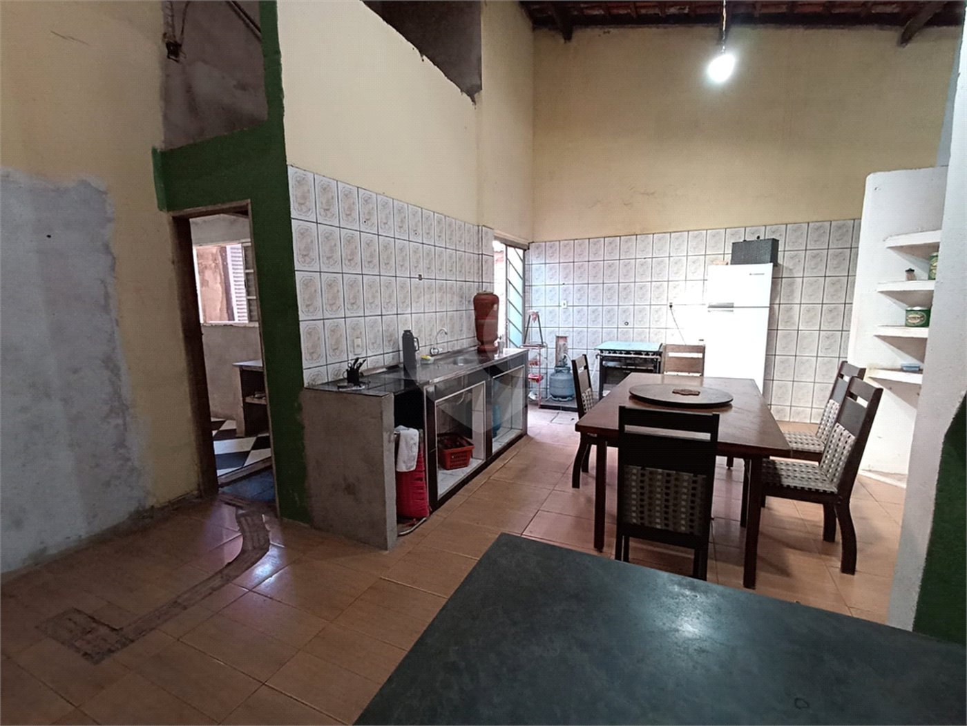 Casa à venda com 4 quartos, sendo 1 suíte, em Vila Belo Horizonte, Itapetininga, SP