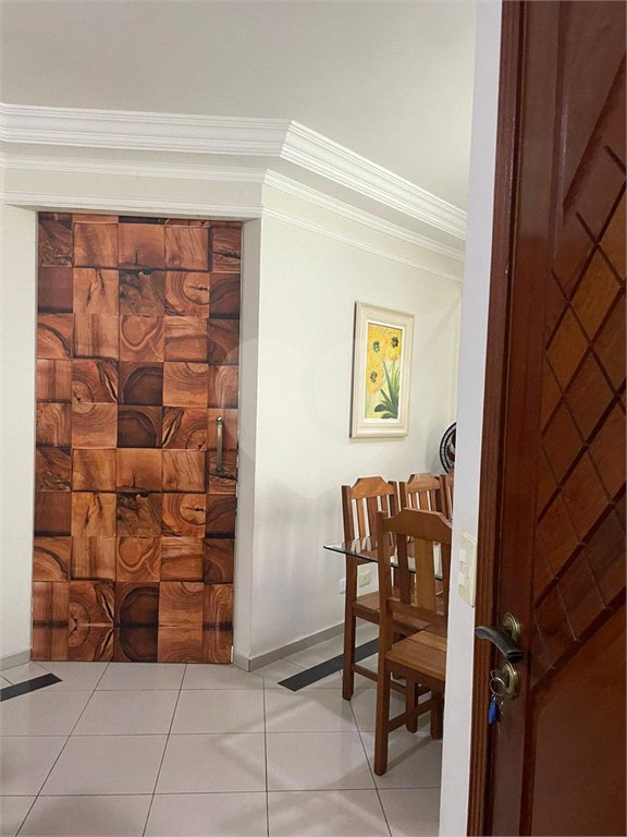 Casa à venda com 3 quartos, sendo 1 suíte,  no condomínio Palm Residence, Santo André - SP