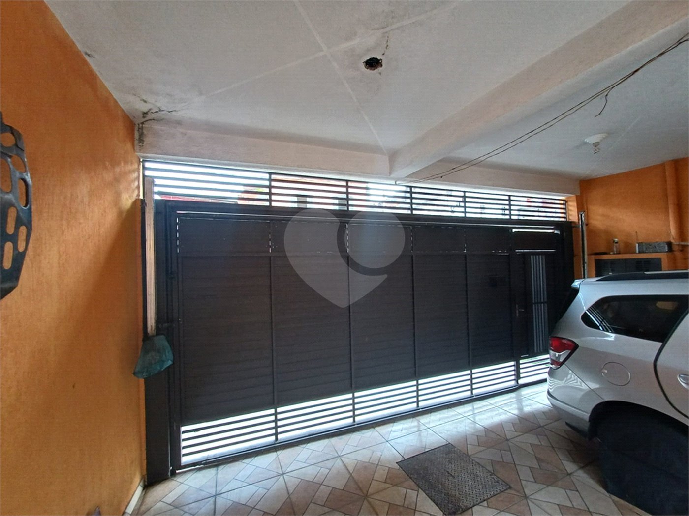 Casa à venda com 3 quartos, sendo 1 suíte,  em Jardim Santa Mônica, São Paulo, SP