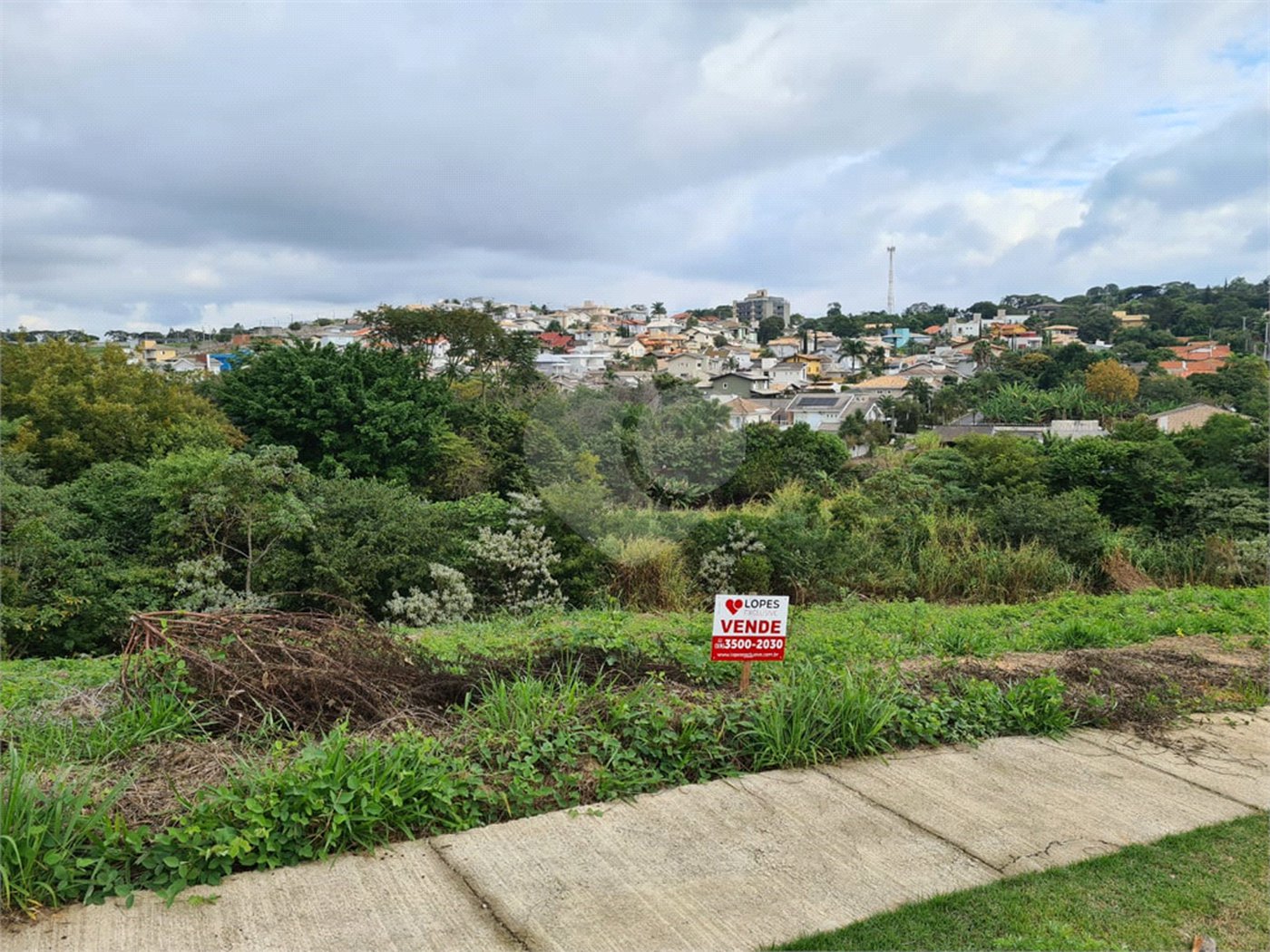 Terreno à venda em Bosque, Vinhedo, SP