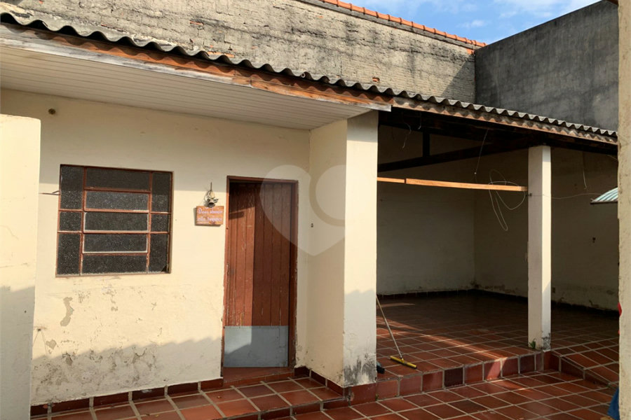 Sobrado à venda com 3 quartos no Brasilândia, São Paulo, SP