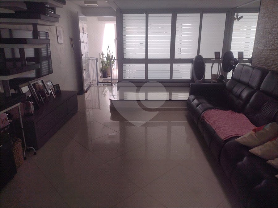 Casa à venda com 3 suítes em Santana, São Paulo, SP