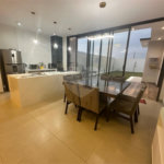 Casa à venda com 4 quartos, sendo 2 suítes, no condomínio Residencial Golden Ville, Itapetininga - SP