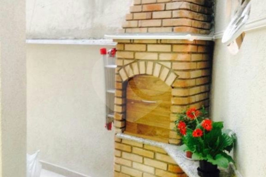 Casa à venda com 3 quartos, sendo 1 suíte, no condomínio Praça Doutor José Augusto César,12, São Paulo - SP